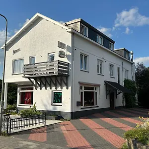 https://mimosa-hotel.valkenburgaandegeul-hotels.com